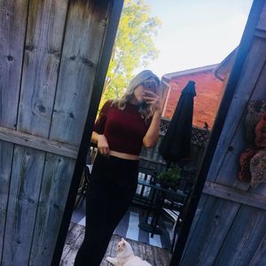 Meet your Posher, Haley